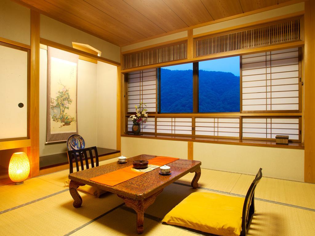 Yamatokan Takayama  Chambre photo
